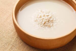 Rice water can give relief from dry skin